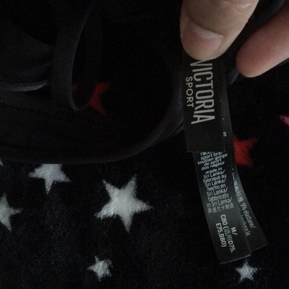 Victoria Secret - Picture 3 of 3